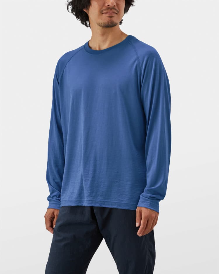 100% Merino Light Long Sleeve | 山と道 U.L. HIKE & BACKPACKING