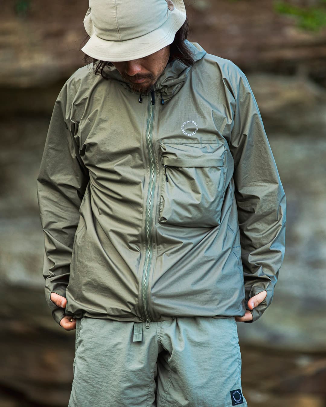 UL All-weather Jacket | 山と道 U.L. HIKE & BACKPACKING